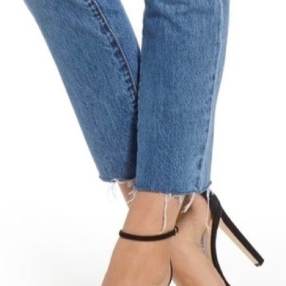 Blank NYC Madison Crop Denim Hi Rise Jean Size 26 Color: Blue - Picture 2 of 11